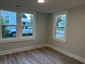 225 Poplar St in Winnsboro, SC - Building Photo - Building Photo