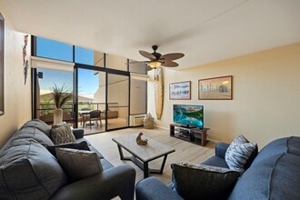 4242 Lower Honoapiilani Rd in Lahaina, HI - Building Photo - Building Photo
