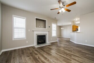 6818 Spanglers Spring Way in Raleigh, NC - Building Photo - Building Photo
