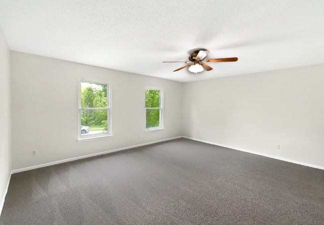 8840 W Ackerman Ave in Las Vegas, NV - Building Photo - Building Photo