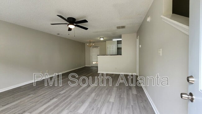 1848 Carrington Dr in Griffin, GA - Foto de edificio - Building Photo