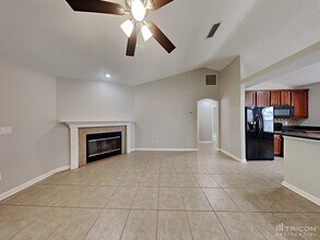 11896 Raindrop Rd in Jacksonville, FL - Building Photo - Building Photo