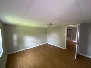 208 W Main St in Waynesboro, PA - Building Photo - Building Photo