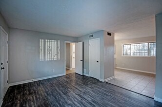 351 Culley Dr in Jackson, MS - Building Photo - Building Photo