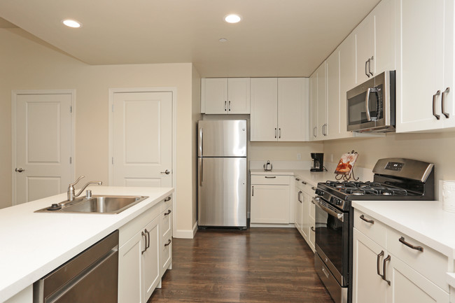 Tempranillo in Clovis, CA - Building Photo - Interior Photo