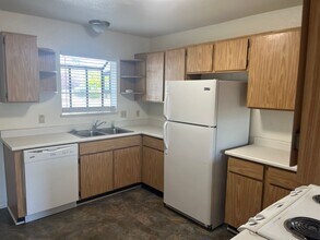 7665 Spouse Dr in Prescott Valley, AZ - Building Photo - Building Photo