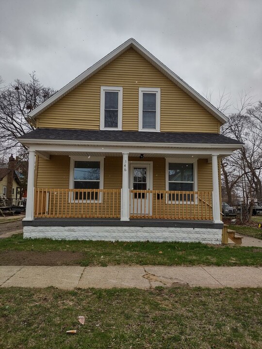 346 McLaughlin Ave in Muskegon, MI - Building Photo