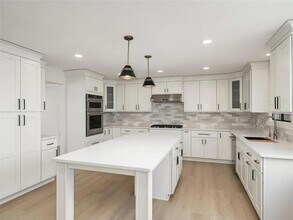 7783 Kingsview Ln N in Maple Grove, MN - Building Photo - Building Photo