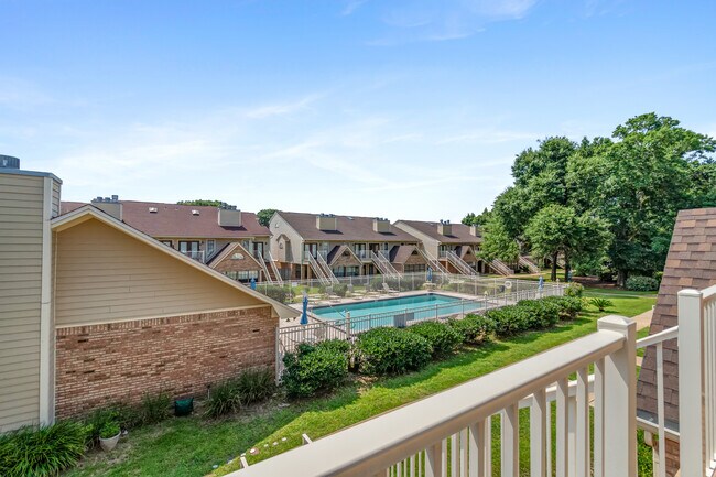 5001 Grande Dr, Unit 1223 in Pensacola, FL - Foto de edificio - Building Photo