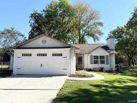 9742 Wallwood Dr SE in Huntsville, AL - Building Photo