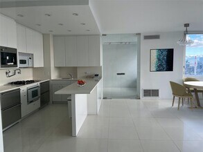 524 E 72nd St in New York, NY - Building Photo - Building Photo