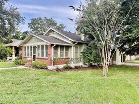 406 E 9th Ave in Mount Dora, FL - Building Photo