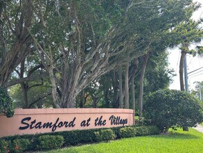 1943 Stratford Way in West Palm Beach, FL - Building Photo - Building Photo