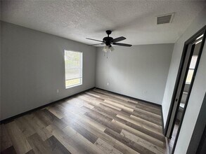 6289 Mariner Blvd in Spring Hill, FL - Building Photo - Building Photo