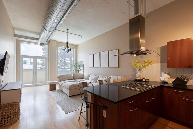 property at 3820 Roswell Rd NE