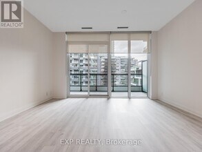 65 Broadway Ave in Toronto, ON - Building Photo - Building Photo