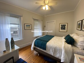 6 Cherry St, Unit 2 in Somerville, MA - Building Photo - Building Photo