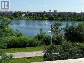 45 Stoneylake Ave in Brampton, ON - Building Photo - Building Photo