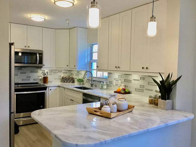 4430 Botanical Place Cir, Unit 101 in Naples, FL - Foto de edificio - Building Photo