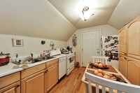 2124 W Haddon Ave, Unit 2 in Chicago, IL - Building Photo - Building Photo