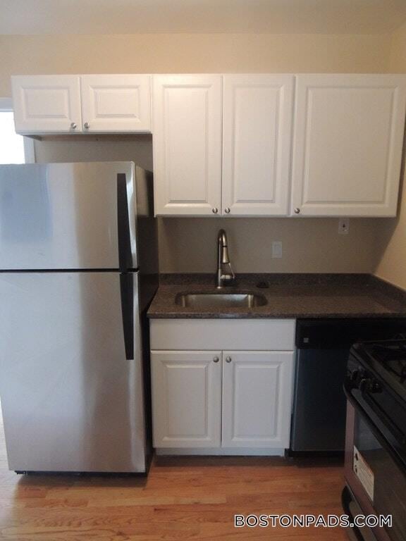 25 Division St, Unit 2