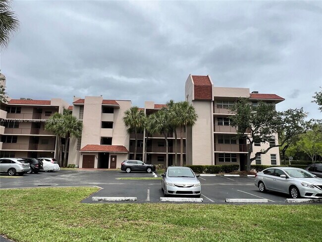 property at 1920 Sabal Palm Dr