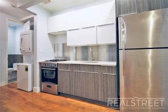1137 St Marks Ave, Unit 3B in Brooklyn, NY - Foto de edificio - Building Photo