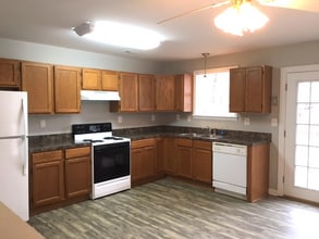 18145 Piedmont Dr in Cobb Island, MD - Building Photo - Building Photo