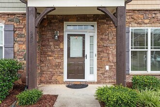 223 Morgan Brook Way in Rolesville, NC - Building Photo - Building Photo