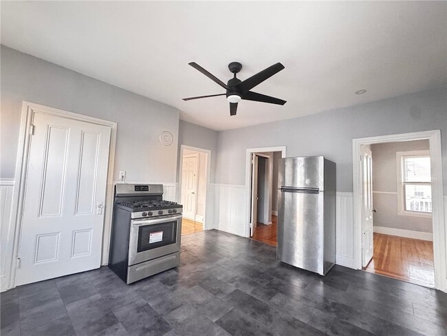 72 Courtland St in Providence, RI - Foto de edificio - Building Photo