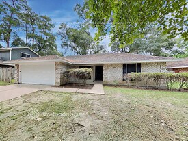 2239 Middle Creek Dr in Houston, TX - Building Photo