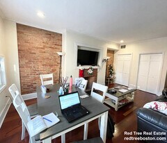 45 Hemenway St, Unit 2 in Boston, MA - Building Photo