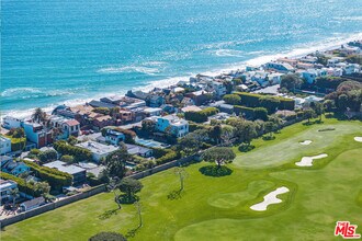 23515 Malibu Colony Rd in Malibu, CA - Building Photo - Building Photo