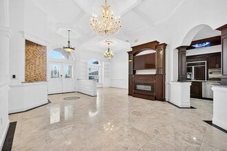 5527 Vintage View Blvd in Lakeland, FL - Building Photo - Building Photo