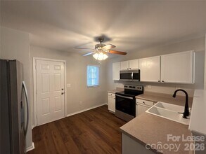 15732 Circlegreen Dr in Charlotte, NC - Building Photo - Building Photo