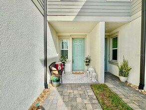 2456 Foggy Creek Cir in Clearwater, FL - Building Photo - Building Photo