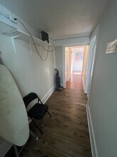 1218 W Market St, Unit 1218-C in Greensboro, NC - Building Photo - Building Photo