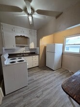 304 Lake St in Marinette, WI - Building Photo - Building Photo