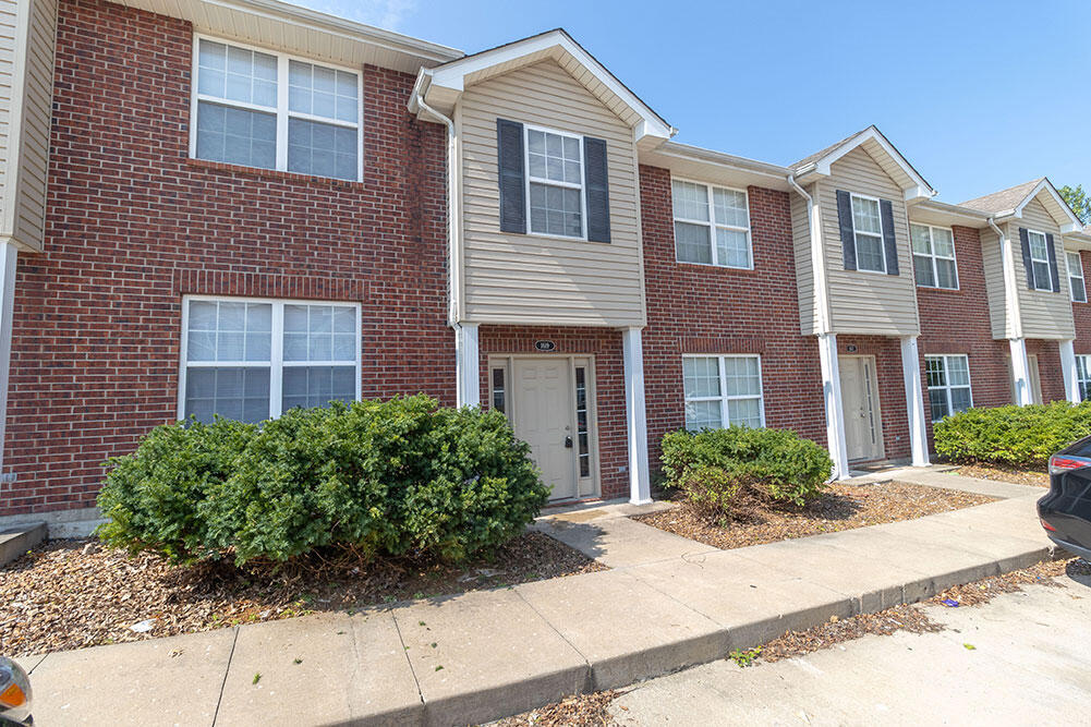 1619 Citadel Dr in Columbia, MO - Building Photo