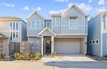 614 Sandy Bay Ln in Clear Lake Shores, TX - Building Photo - Building Photo