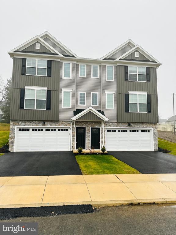 39 Glenn View in Carlisle, PA - Building Photo - Building Photo