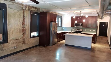 6819 Avenue C in Houston, TX - Building Photo - Building Photo