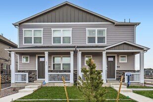 Havenwood at Harmony in Aurora, CO - Building Photo