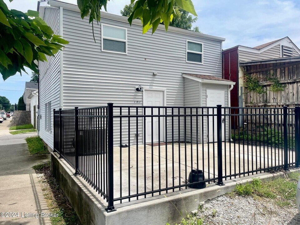 1101 Goss Ave in Louisville, KY - Foto de edificio