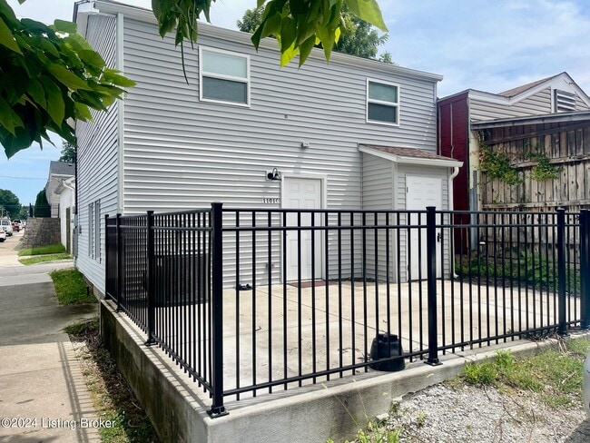 property at 1101 Goss Ave