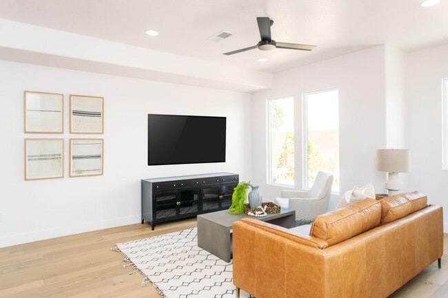 2682 E Wake Frst Ln in Saint George, UT - Building Photo - Building Photo