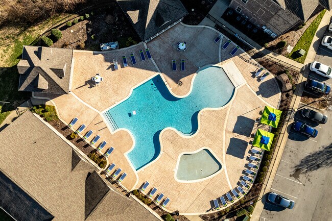 Heron Pointe II in Nashville, TN - Foto de edificio - Building Photo