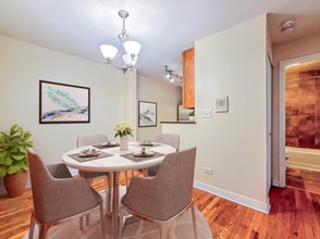 630 W Wrightwood Ave, Unit 508 in Chicago, IL - Building Photo - Building Photo