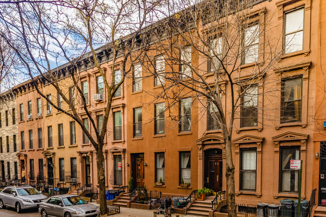 33 Saint Marks Pl Apartments | Brooklyn, NY Apartments For Rent