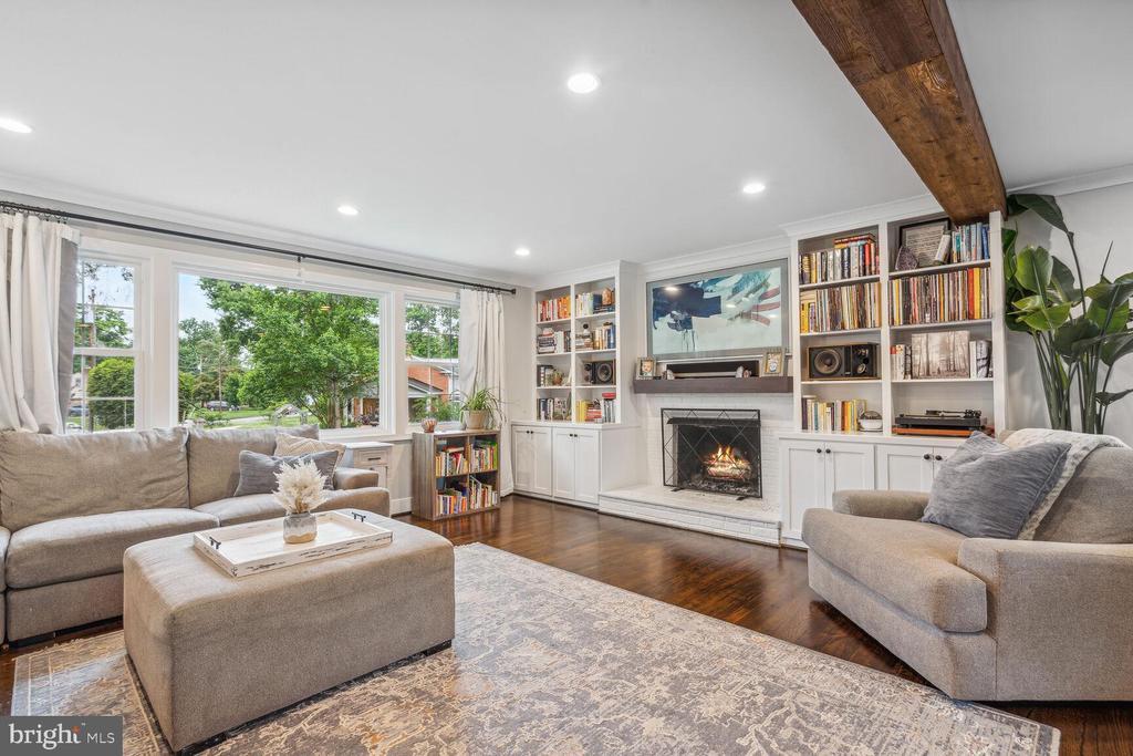 2502 Duxbury Pl in Alexandria, VA - Building Photo